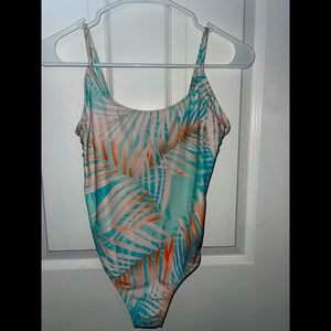 Bathing suit